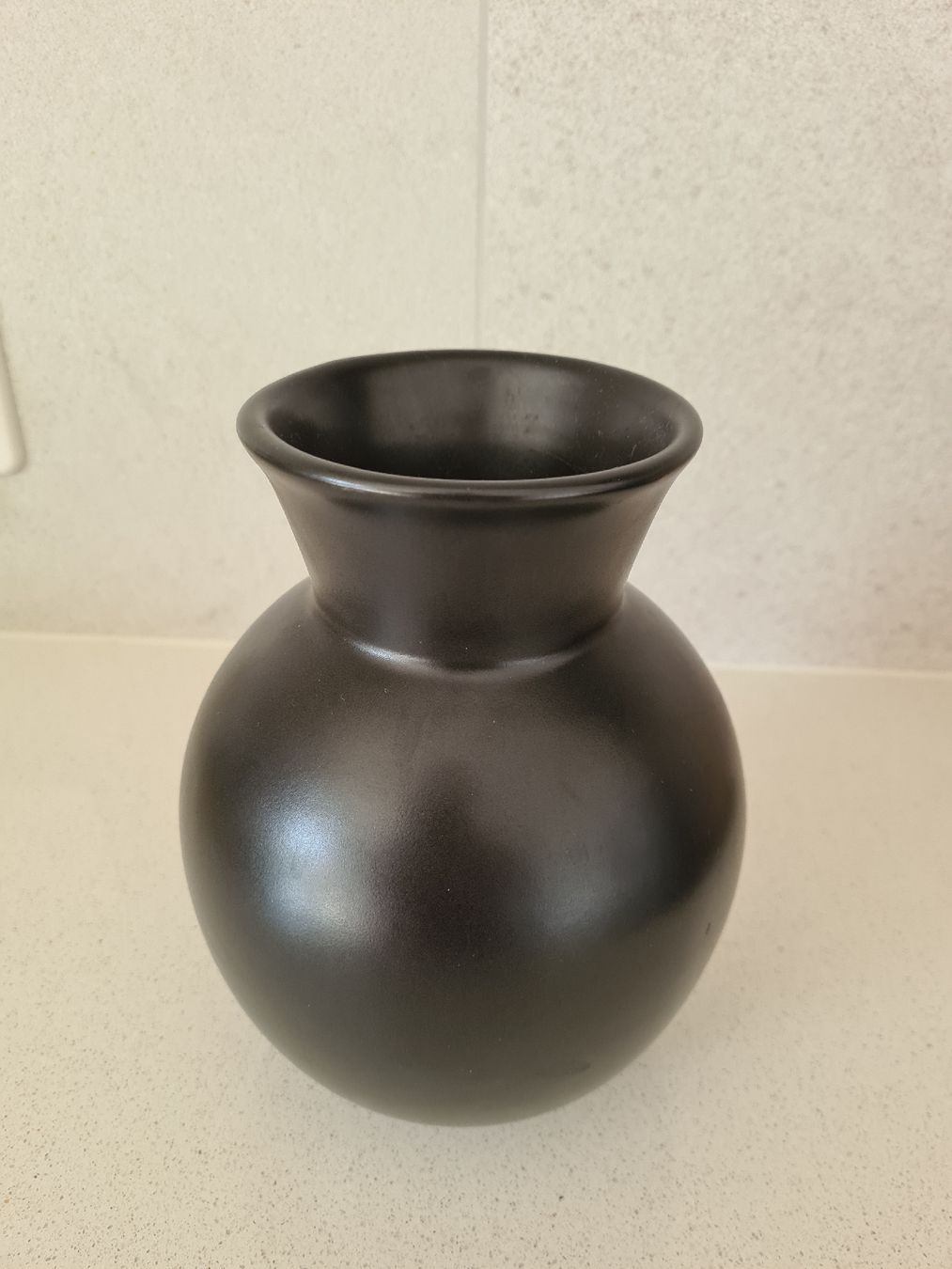 Vasen & Gefässe: Schwarze Vase – Gebraucht aus Horw von Mirii91