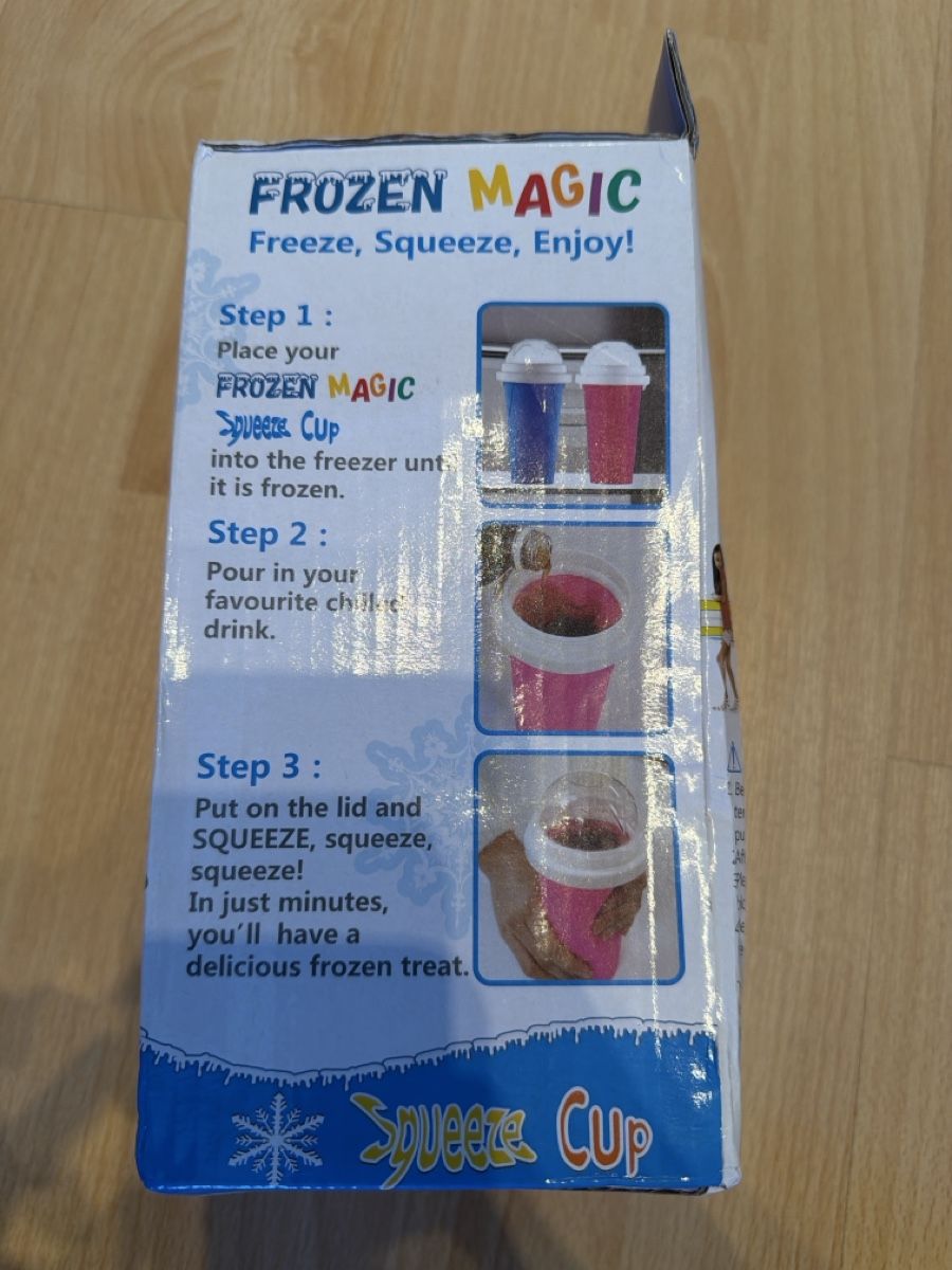 Tassen: FROZEN MAGIC Squeeze Cup Slushy NEU – Neu und originalverpackt aus Brittnau von j.r.b 2