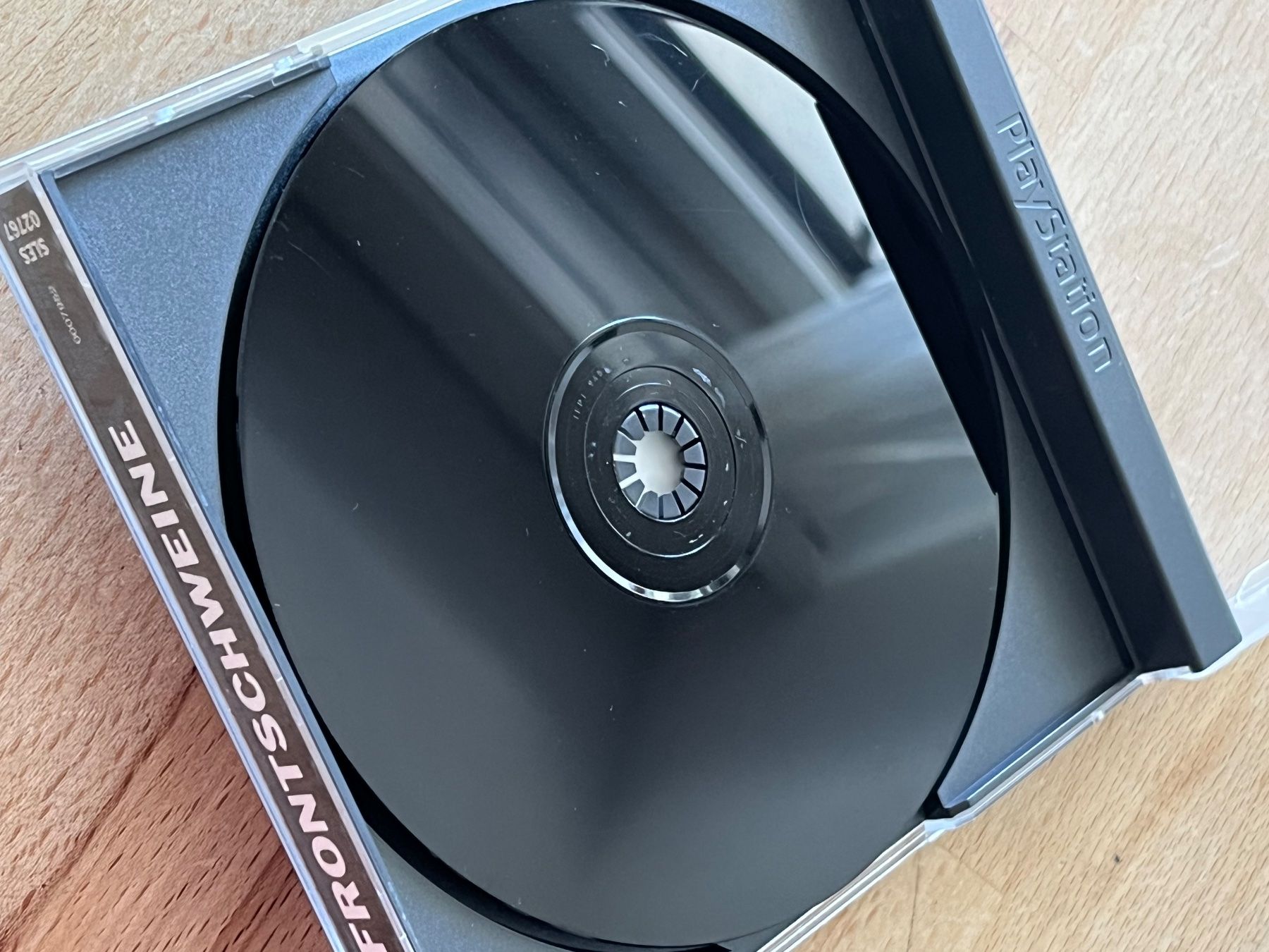 Sony Jeux: Frontschweine, PS1 PlayStation 1 Spiel – D'occasion à Thalwil par ranx 2