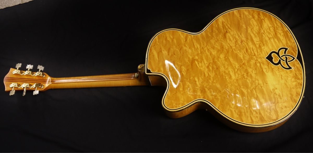 Höfner Strumenti musicali: Höfner Elektroguittare 470 S 2/E Archtop – Usato da Stetten SH venduto da nikola97 1