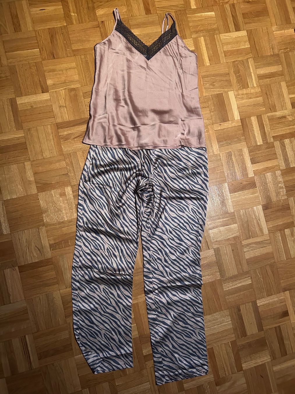Etam Negligees & Pigiami: ETAM Pyjama Set Gr. M – Nuovo e nell'imballaggio originale da Genève venduto da sunandwind 3