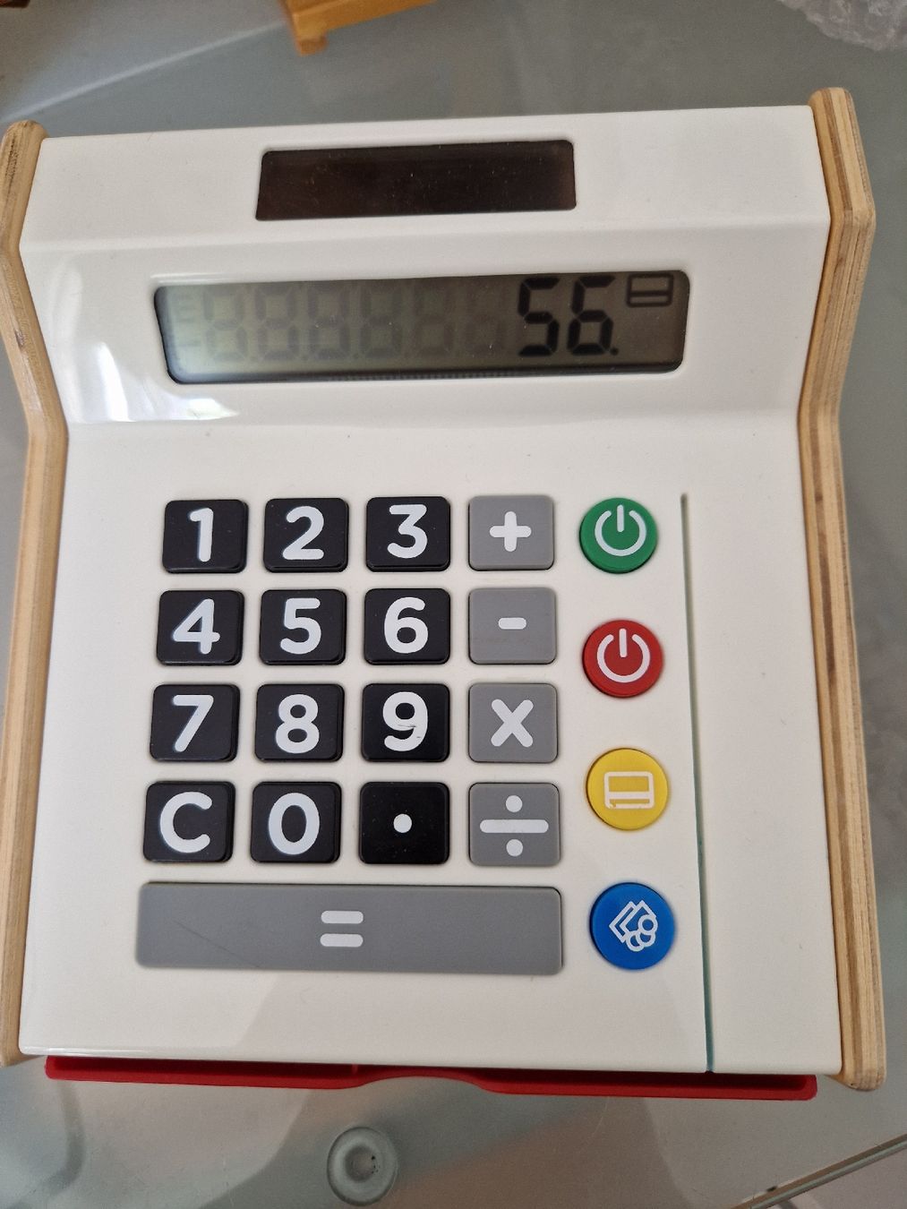 Jouets: Spielzeugkasse aus Holz mit Rechner – D'occasion à Zürich par ant_kk8r