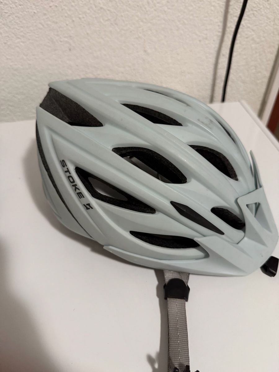 Stoke Biciclette: Stoke Kinderfahrradhelm – Usato da Rupperswil venduto da Lilicel1