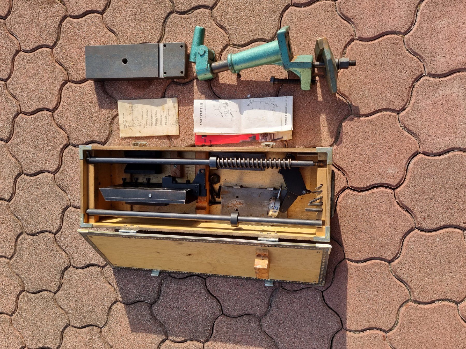 Alle Werkzeuge: Werkzeugkiste mit Snap-Tap -  Vintage! – Gebraucht aus Zuzgen von ricard11