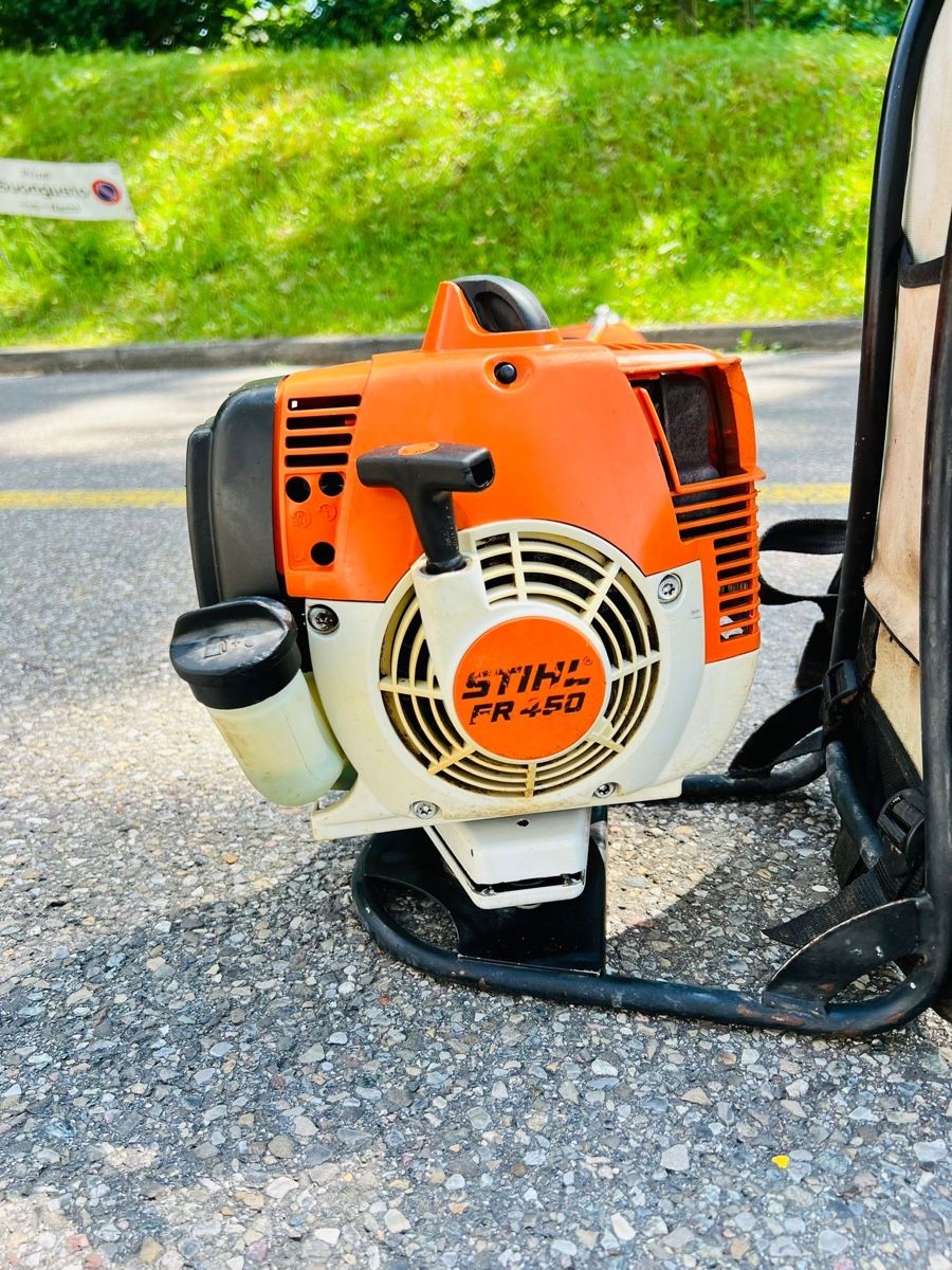 Stihl Tutti gli attrezzi: Rasentrimmer Stihl FR 450 – Usato da Urdorf venduto da mas_5wfz 3