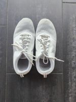 baskets Nike taille 42