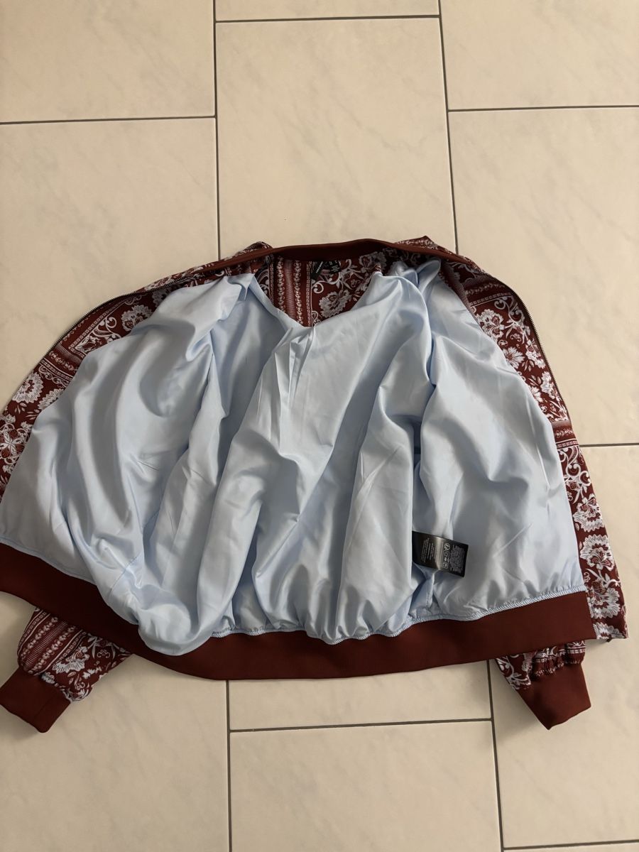 Vero Moda Giacche: Vero Moda Bomberjacke  – Nuovo (secondo la descrizione) da Kirchberg BE venduto da LiiLaaLuu_98 1