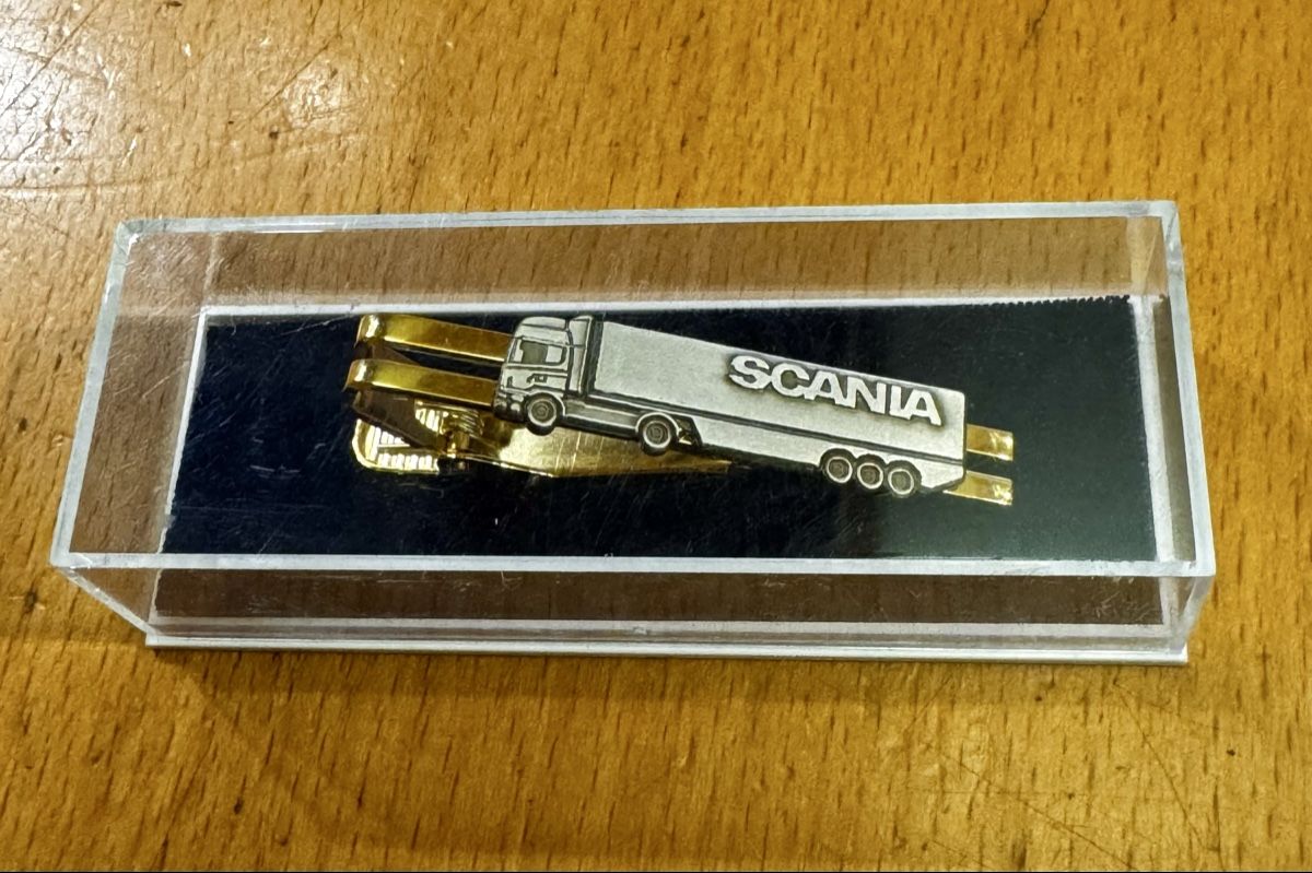 Spille & Fermagli: Scania Krawattennadel – Nuovo e nell'imballaggio originale da Hörhausen venduto da vabis73 2