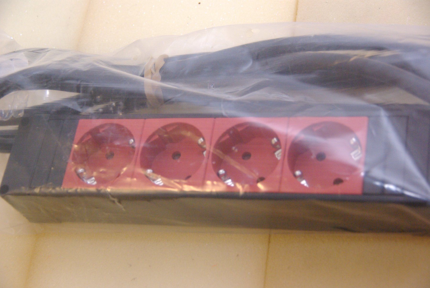 Stecker: Bachmann STEP BASE 4-fach, rot codiert – Neu und originalverpackt aus Herisau von Cevianer1844 1