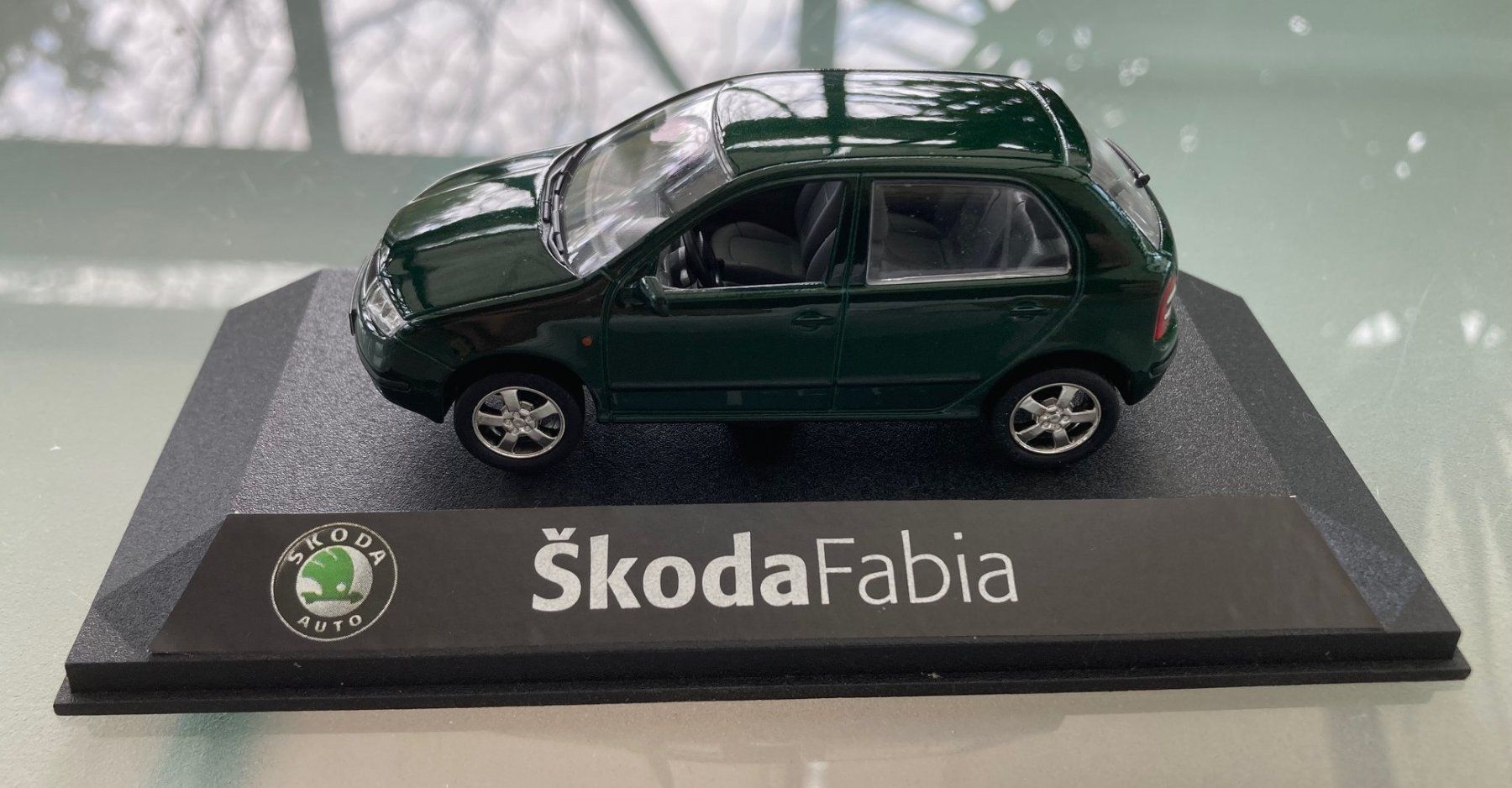 Skoda Voitures modèles: Skoda Fabia – Neuf avec emballage d'origine à Wolfhausen par signat 2