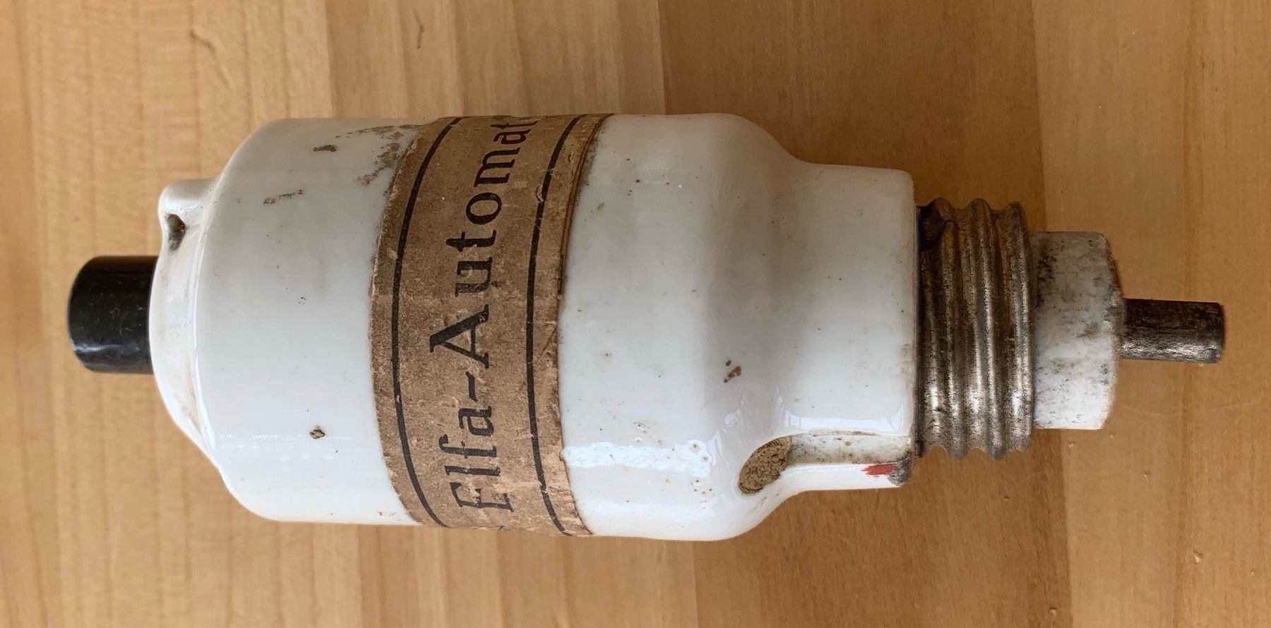 Componenti elettronici: Sicherungsautomat antik – Usato da Zürich venduto da ruedigg