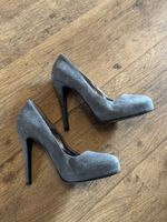 Bagati Italy Grey Suede Pumps | Size 36/37 | NEW