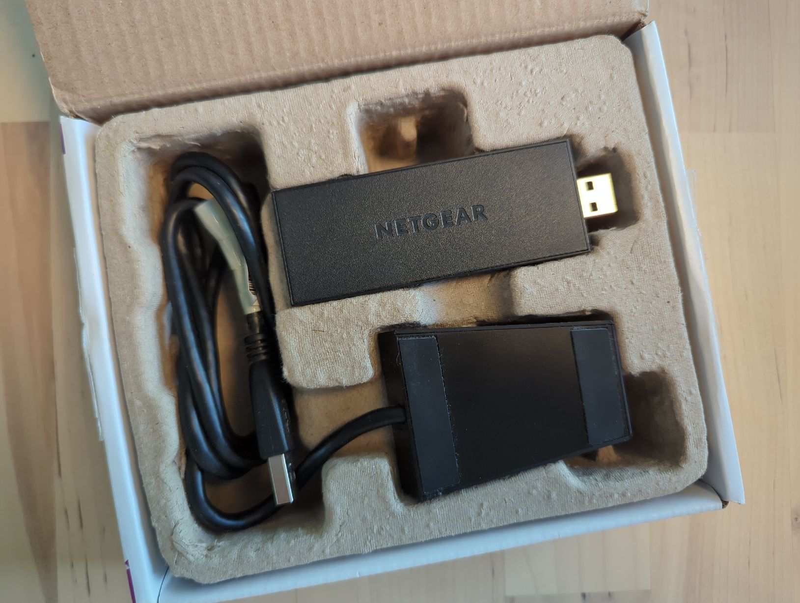 Unità & Adattatore: Netgear AC1200 USB WiFi WLAN Adapter – Usato da Niederwangen BE venduto da EByte 1