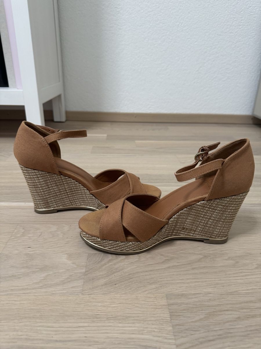 Scarpe da donna: Keilabsatz Sandalen in braun – Usato da Sulgen venduto da a_fonsi 2
