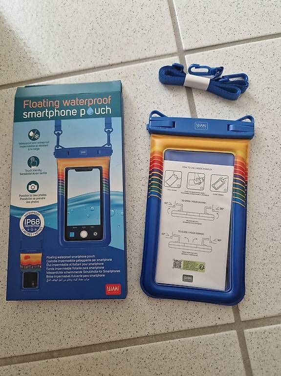 Handys / Smartphones: Vendo Custodia impermeabile 
Nuo – Gebraucht aus Aurigeno von dan_2xx2