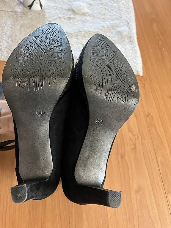 Damenschuhe: Absatzschuhe – Neu und originalverpackt aus Niederglatt ZH von NICELODEON18 3