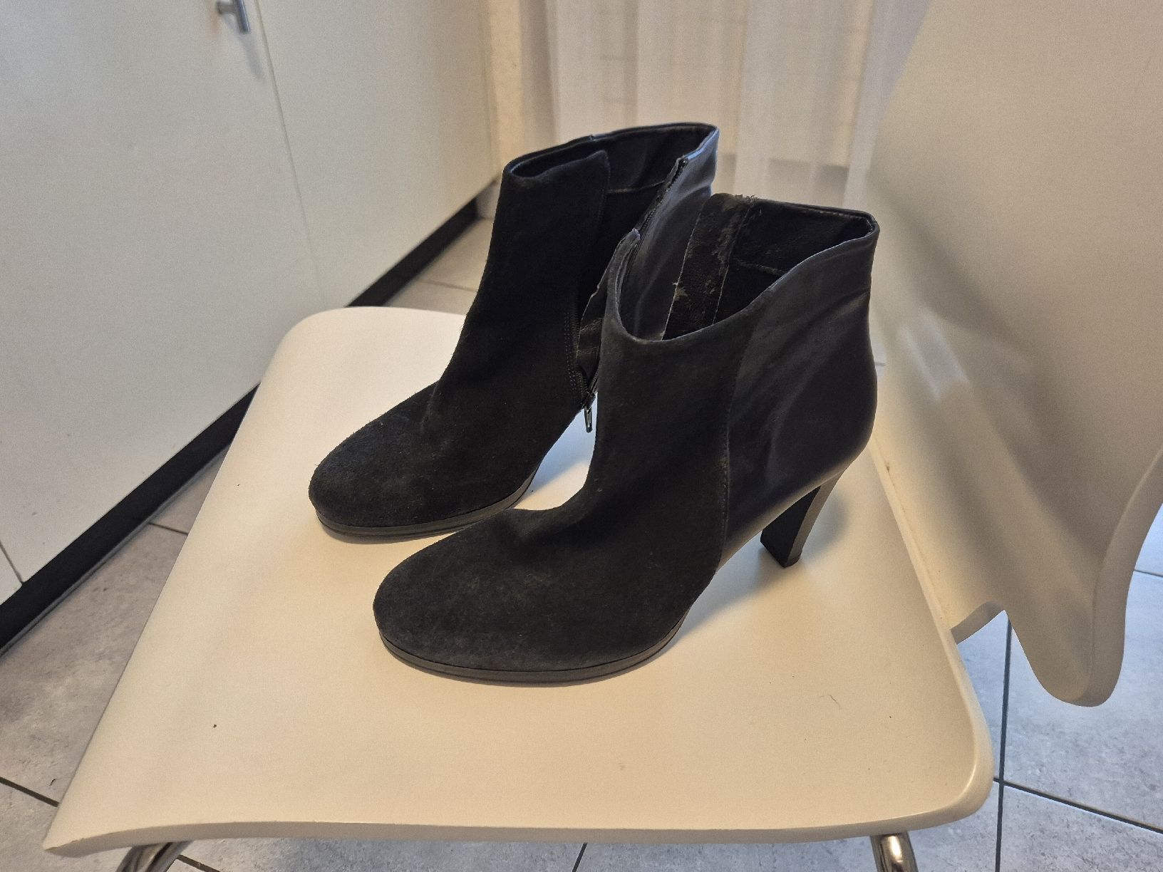 Roberto Santi Scarpe da donna: Stiefeletten Gr. 40 Neu – Nuovo (secondo la descrizione) da Zug venduto da puzzle73