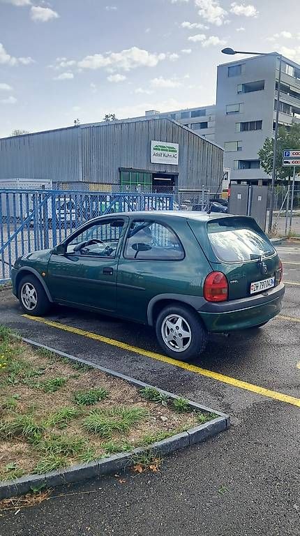 Opel Automobili: Opel Corsa B 1.2 Automat – Usato da Zürich venduto da gabrielan123 4