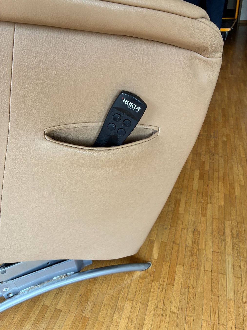 Sessel: Relax-Sessel braun - elektrisch verstellbar – Gebraucht aus Freienstein von shogun8427 5