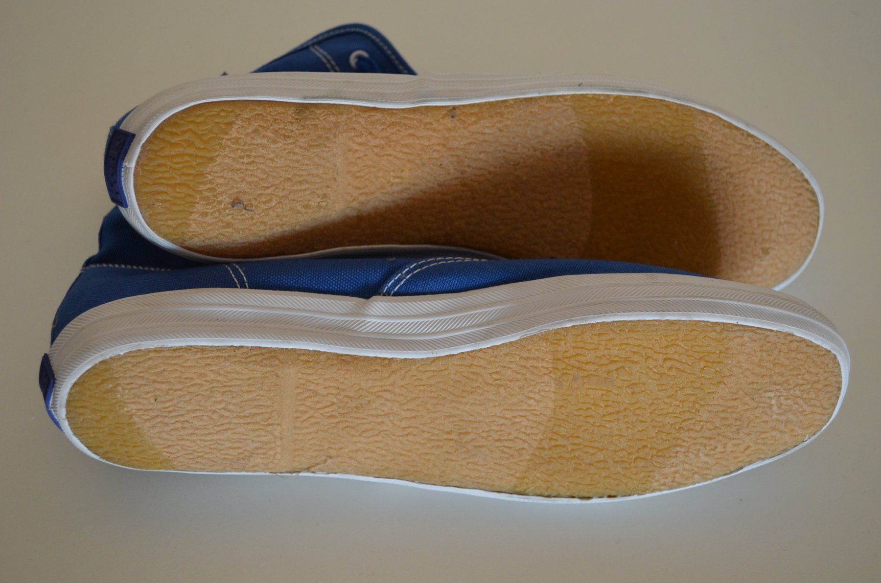 Scarpe da uomo: Keds Champion High Canvas Sneakers – Nuovo (secondo la descrizione) da Locarno venduto da DarjaRonco 4
