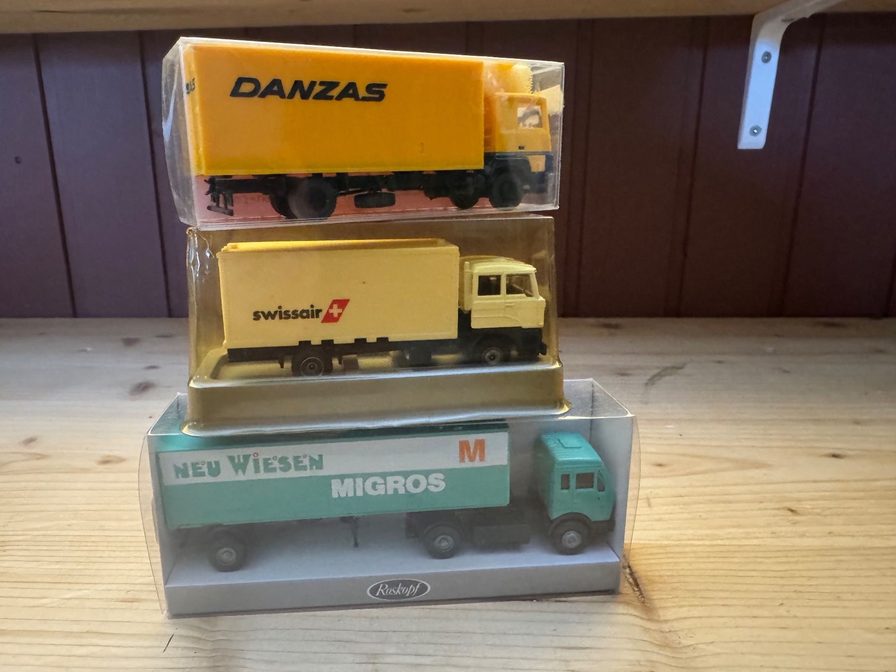 Kit di modellismo & Modellini statici: 3-LKW's Modelle 1:87 – Nuovo e nell'imballaggio originale da Klarsreuti venduto da Sbirolipiero