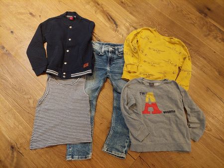 Jungen Kleiderpaket, Gr. 116-122, Top Zustand für den Herbst