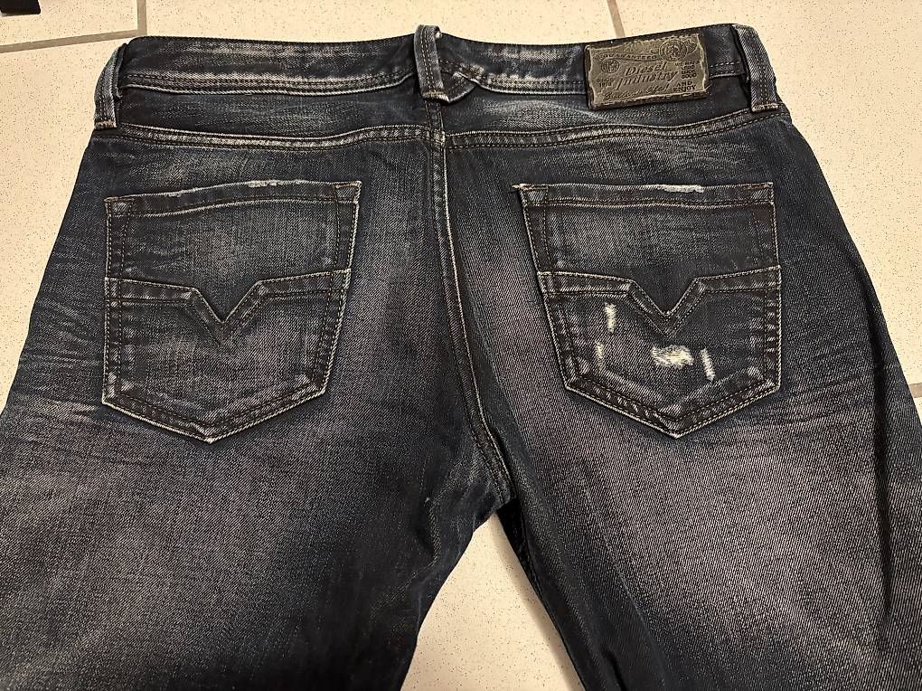 Jeans: Jeans Diesel 2x getragen – Gebraucht aus Adlikon von Sam1976 3