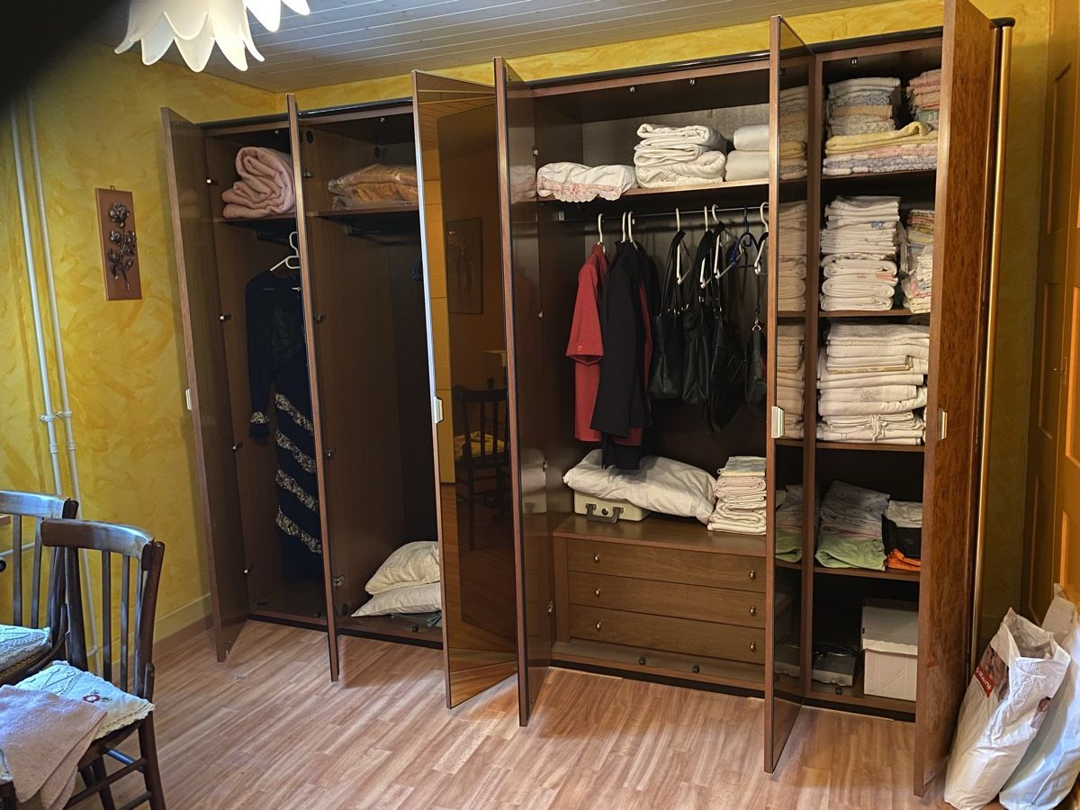 Armadi: Kleiderschrank – Usato da Mollis venduto da Rinasco 2