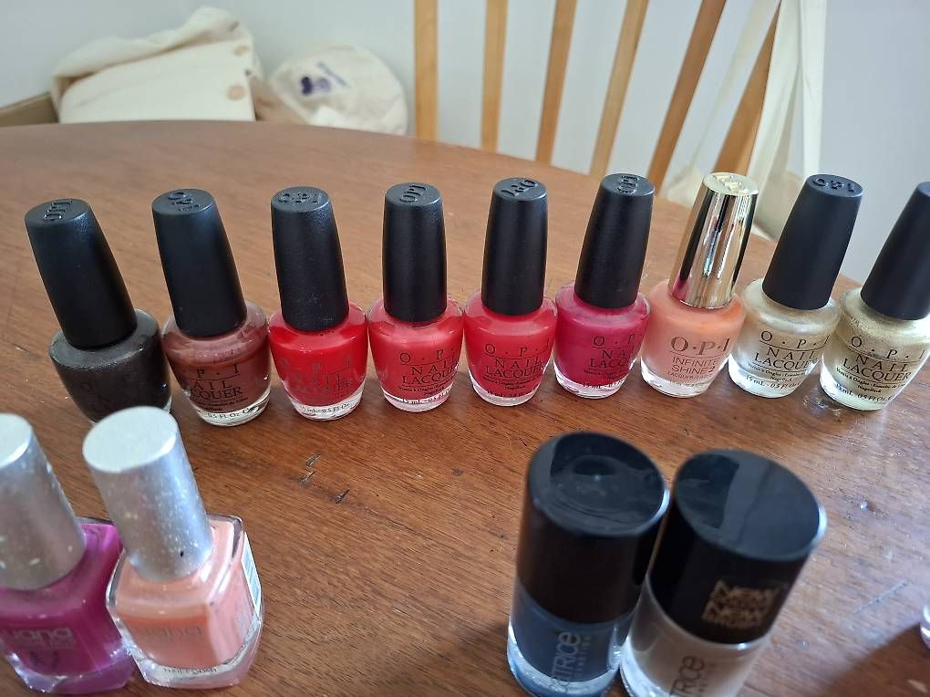 Nagellack: Nagellack diverser Marken – Gebraucht aus Zürich von nina.uehlinger 1