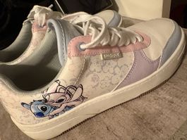 Scarpe snekers Disney Stitch Pull&Bear, Taglia 37