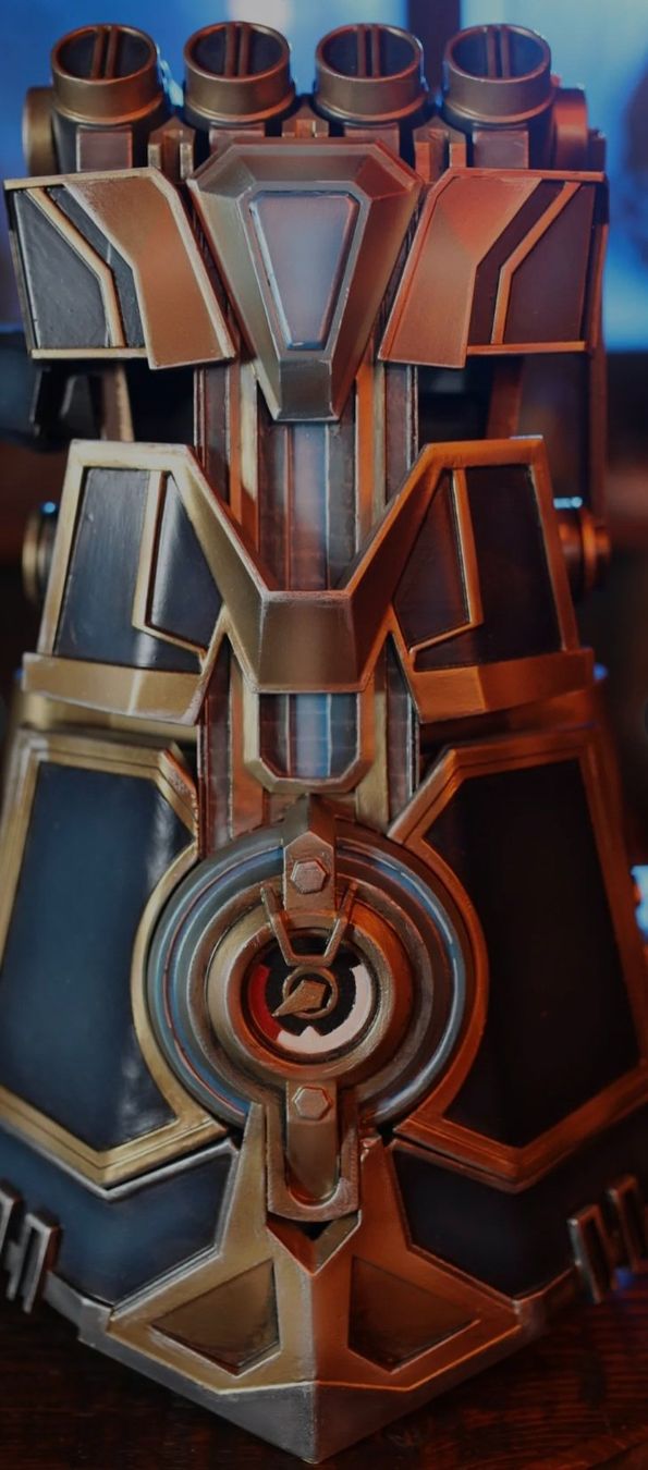 Kostüme: VI Gauntlet Requisite Cosplay Fanartikel – Gebraucht aus Thalheim AG von ted_82z5 3