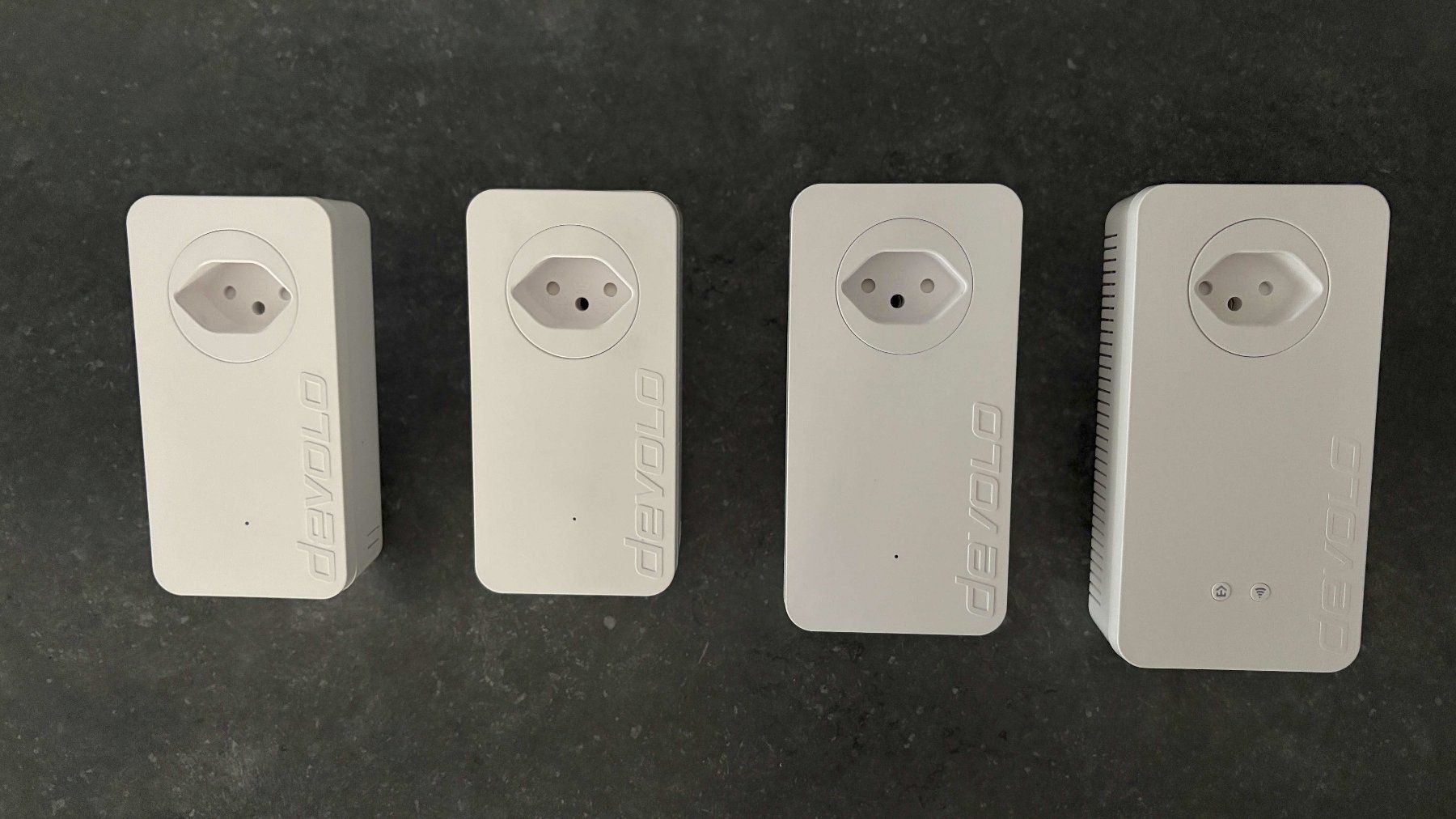 Devolo Laufwerke & Adapter: devolo Powerline dLan 1200+ Set – Gebraucht aus Châtelaine von spo_6r6r