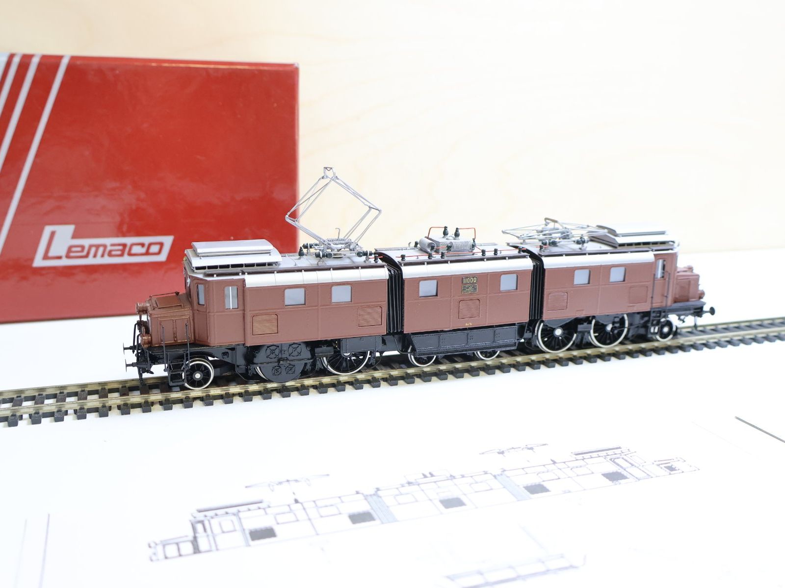 Lemaco Modellini di ferrovie: Lemaco SBB Ae 4/8 E-Lok Grossmutter H0 - Limitiert Messing – Usato da Winterthur venduto da Monstera 1