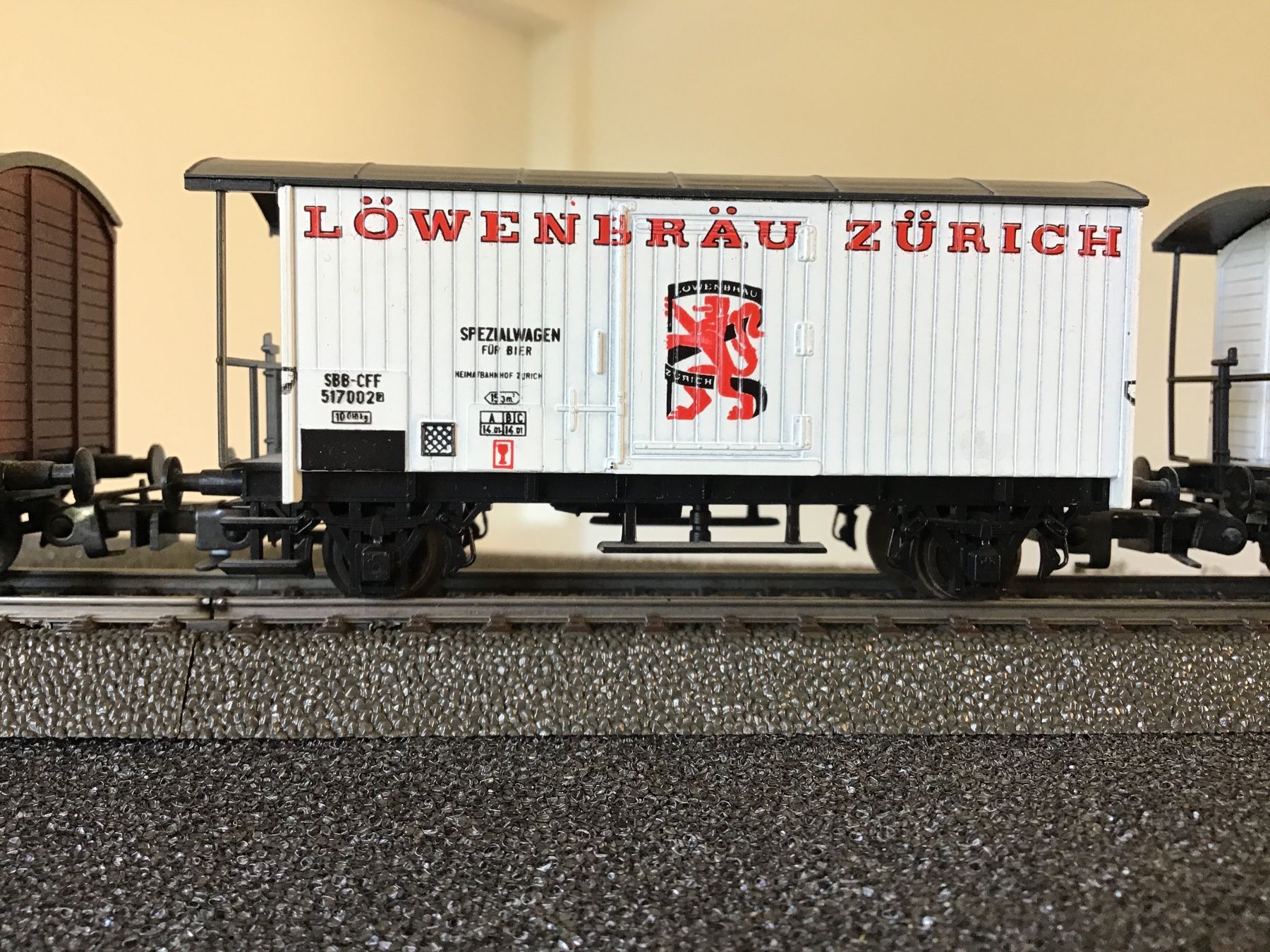Liliput Modellini di ferrovie: 3 Güterwagen SBB SBB CFF H0 LILIPUT WECHSELSTROM – Usato da Männedorf venduto da Modelle-aller-Art 2