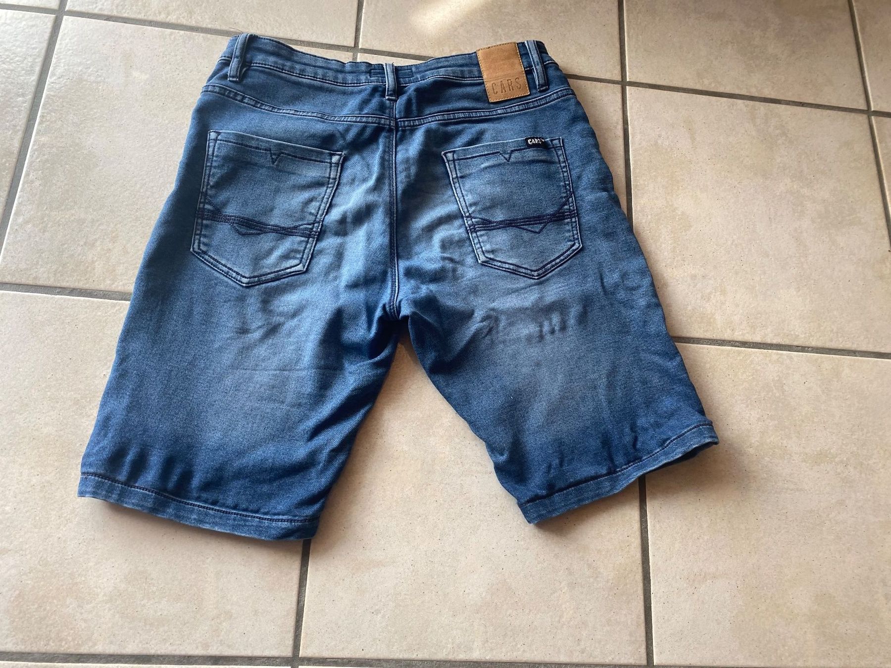 Pantaloni: Short M  CARS dunkelblaue – Usato da Orpund venduto da Mary8972 2