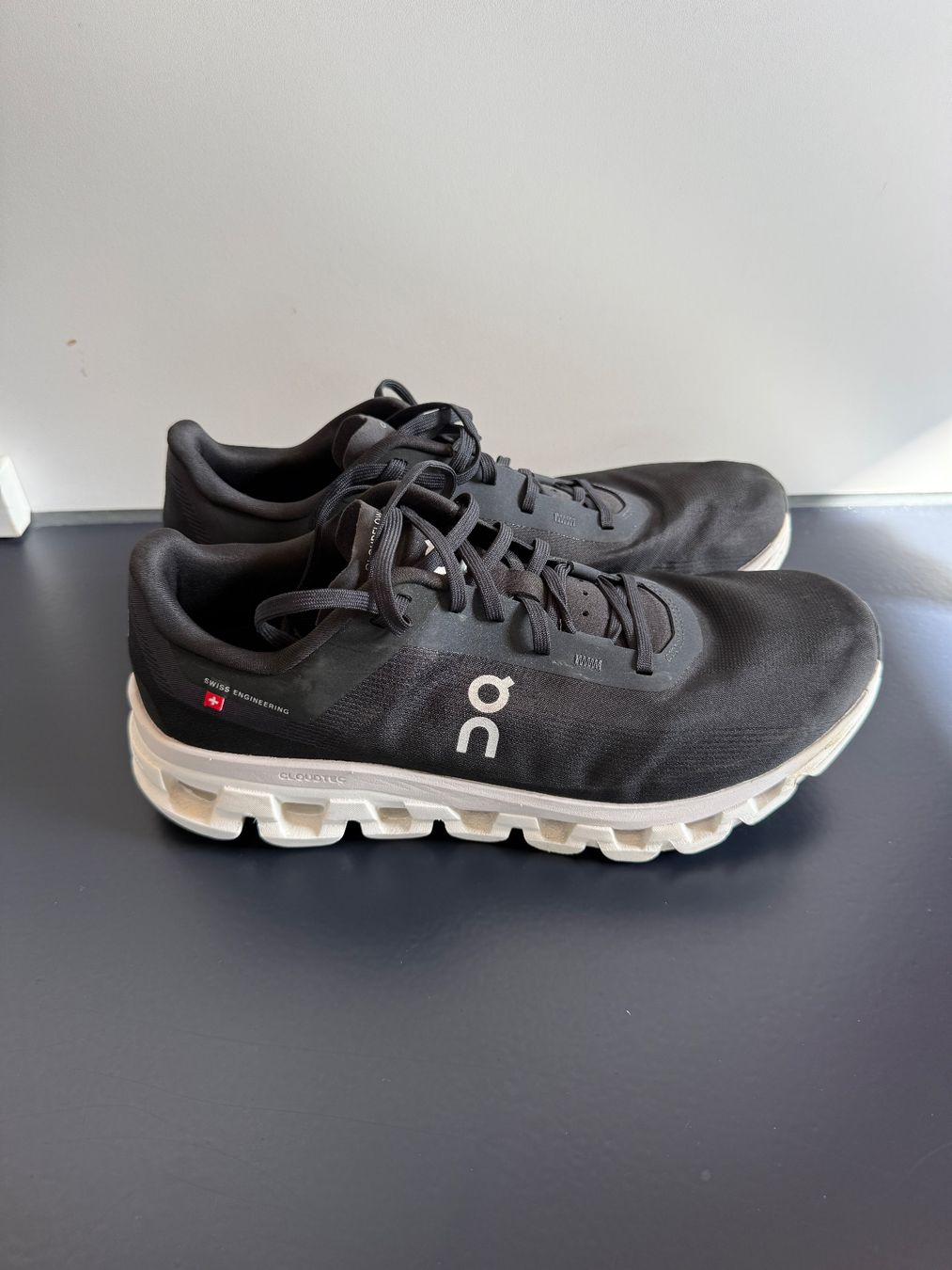 On Scarpe da uomo: On Cloudflow – Usato da Birmensdorf ZH venduto da lookingforalex