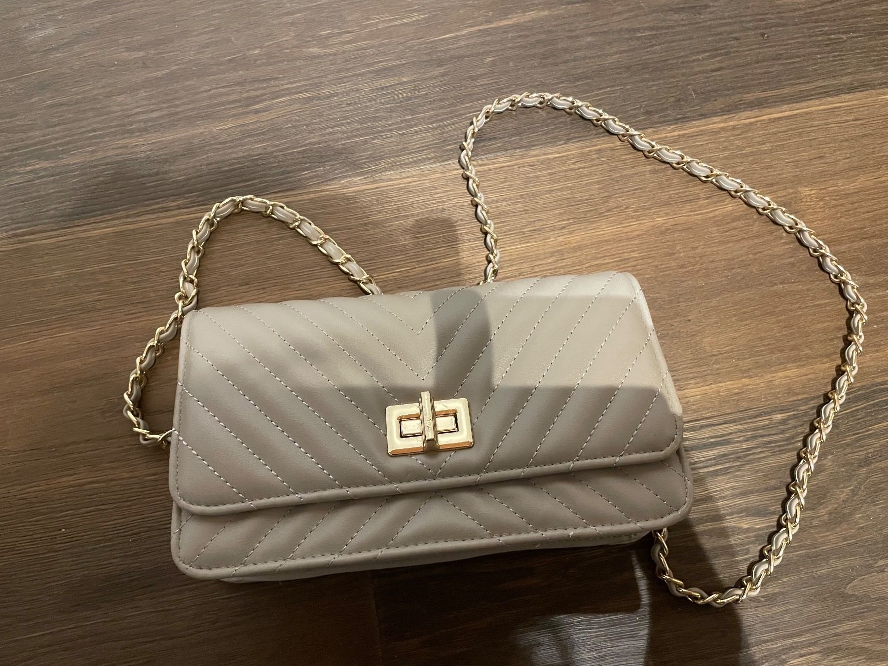 Borse da donna: Alles 10.- Schultertasche 1 x gebraucht in beige – Nuovo (secondo la descrizione) da Scherz venduto da Mandarine8 1