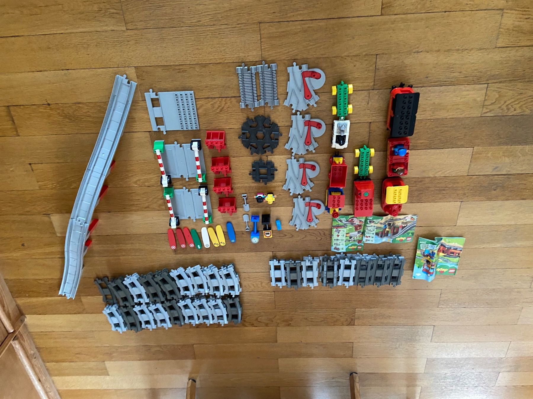 Lego Giocattoli: Riesiges Lego Duplo Eisenbahnset – Usato da Basel venduto da Relaphe 1
