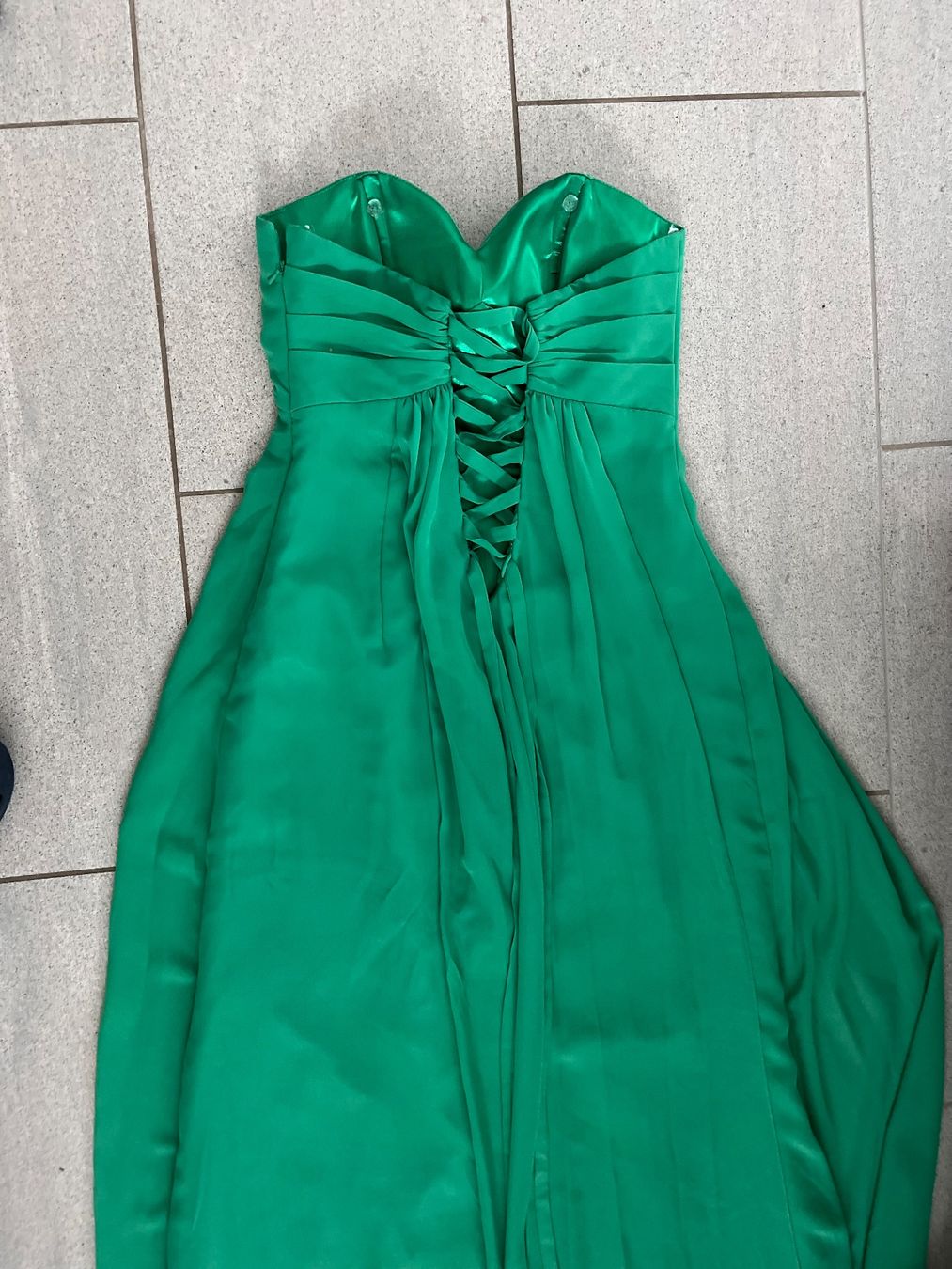 Kleider: Festkleid – Gebraucht aus Jona von linda8301 1
