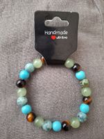 Armband aus Türkissteine, Jade und Tiger Augen