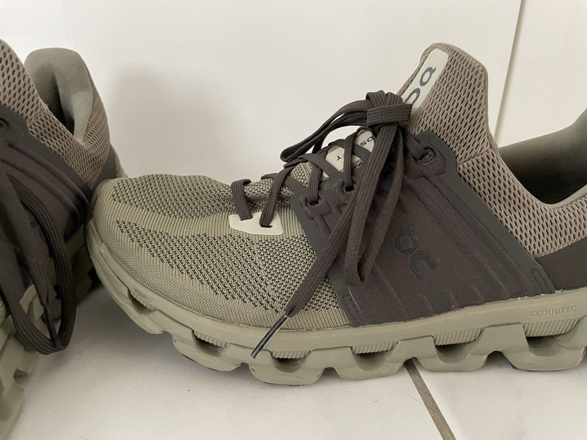 On Scarpe da uomo: On Schuhe Grösse 41, wie Neu – Nuovo (secondo la descrizione) da Pfeffikon LU venduto da bluepower7 2