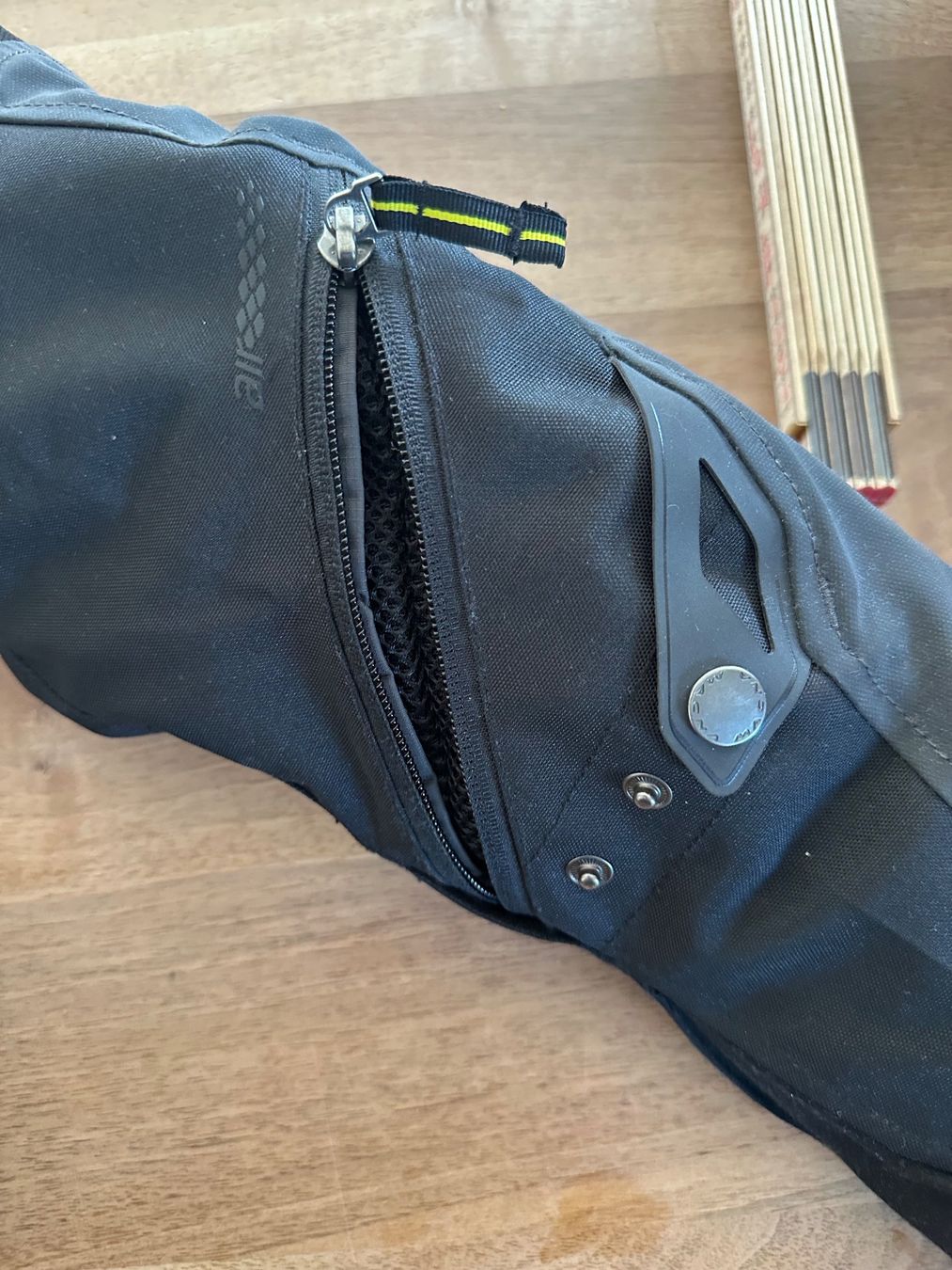 Giacche: Macna Motorradjacke, Grösse 36, oder Grösse S, Schwarz/Grau – Usato da Boswil venduto da Roy67 4