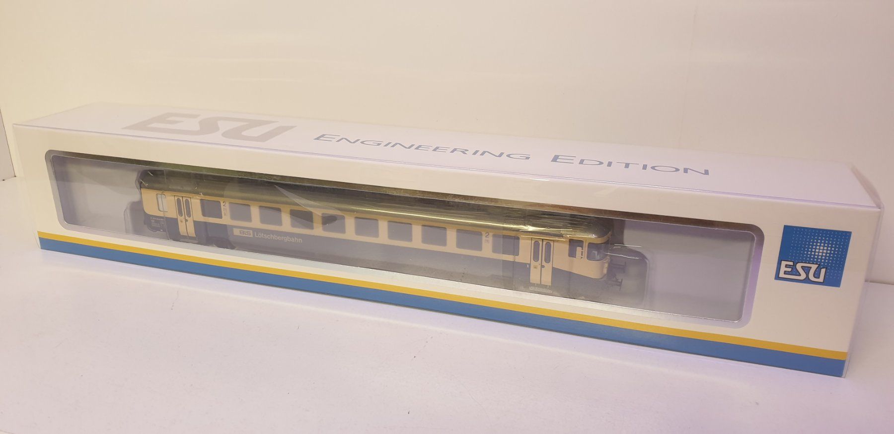 Esu Modellini di ferrovie: Esu BLS Steuerwagen DC/AC Digital 36667 – Nuovo e nell'imballaggio originale da Neuenhof venduto da ludovicco 2