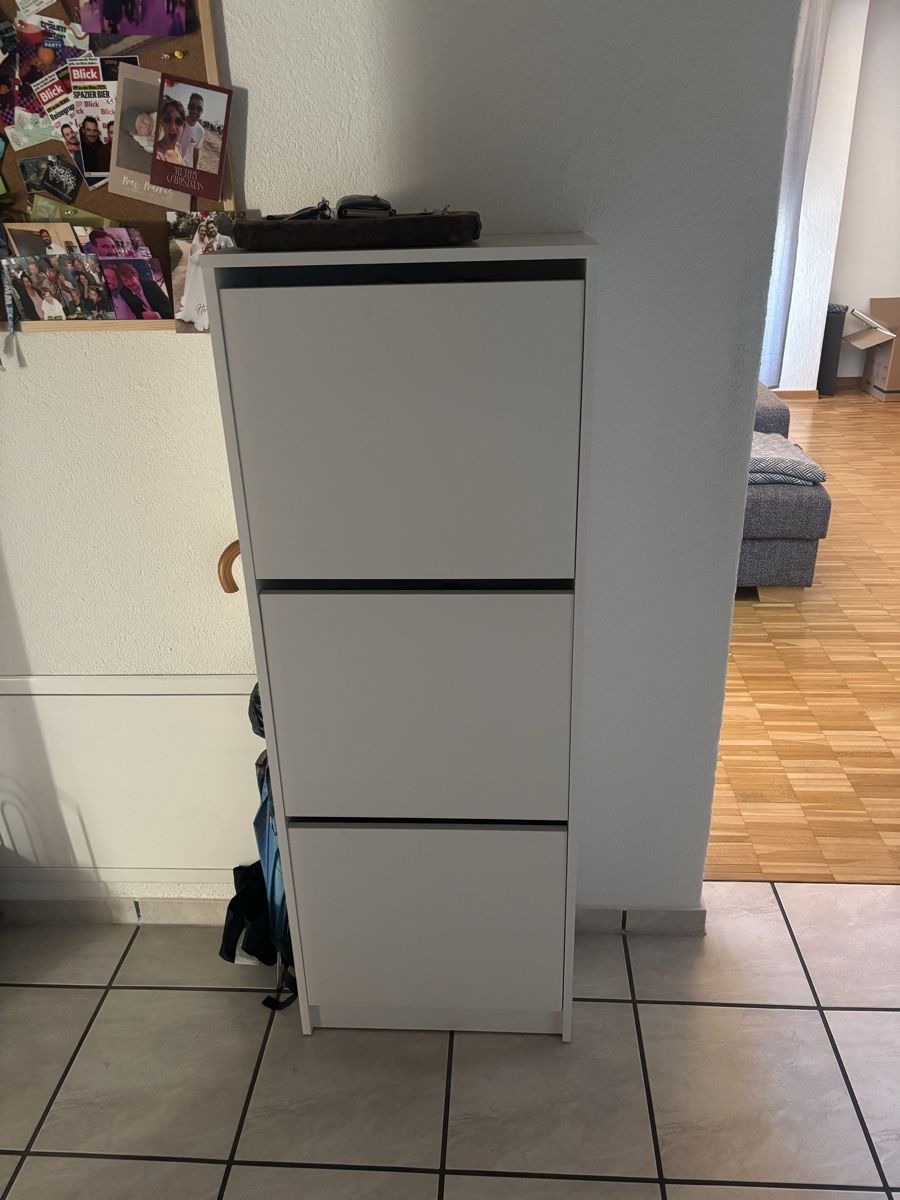 Armadi: Schuhschrank weiss – Usato da Schänis venduto da Majorinho