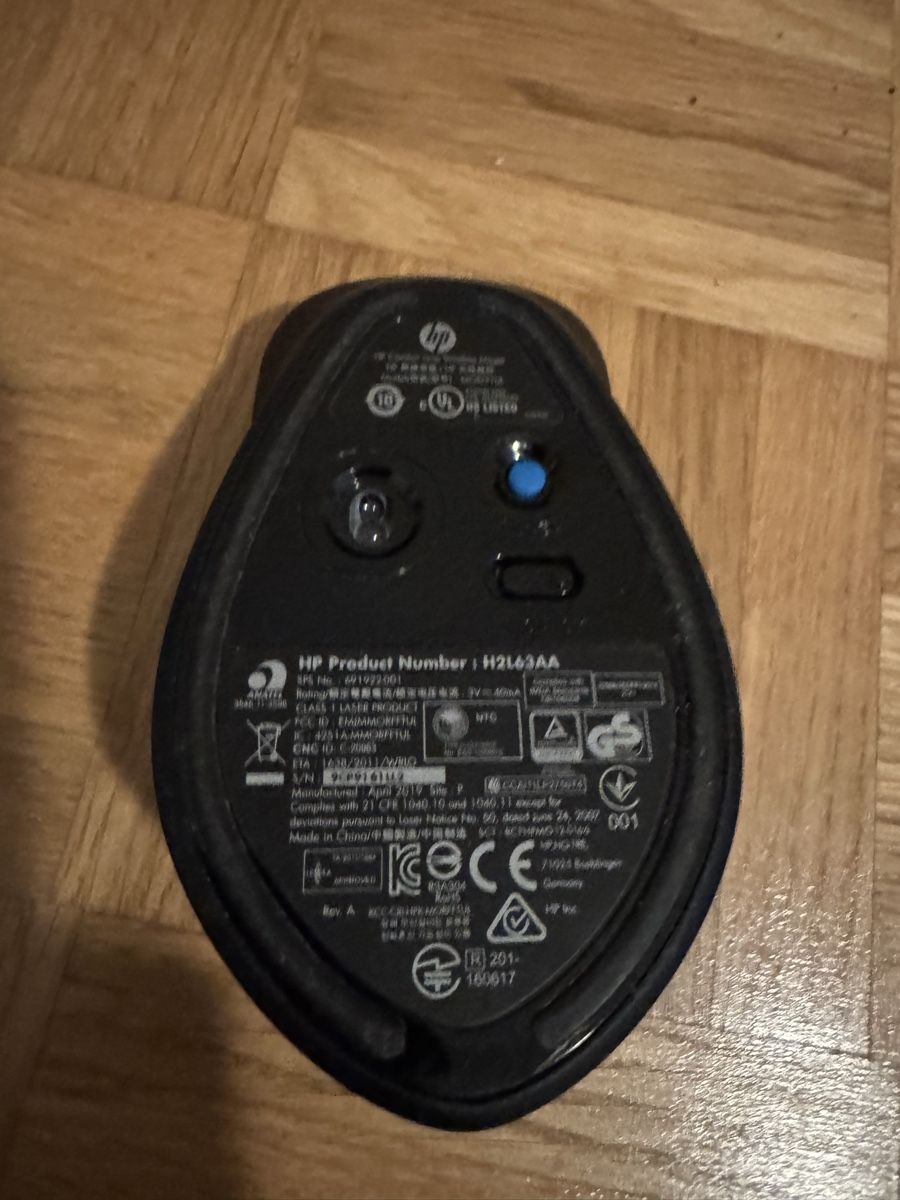 Hewlett Packard Maus: HP Maus Modell H2L63AA, schwarz, kabellos – Gebraucht aus Zürich von MaSte 2