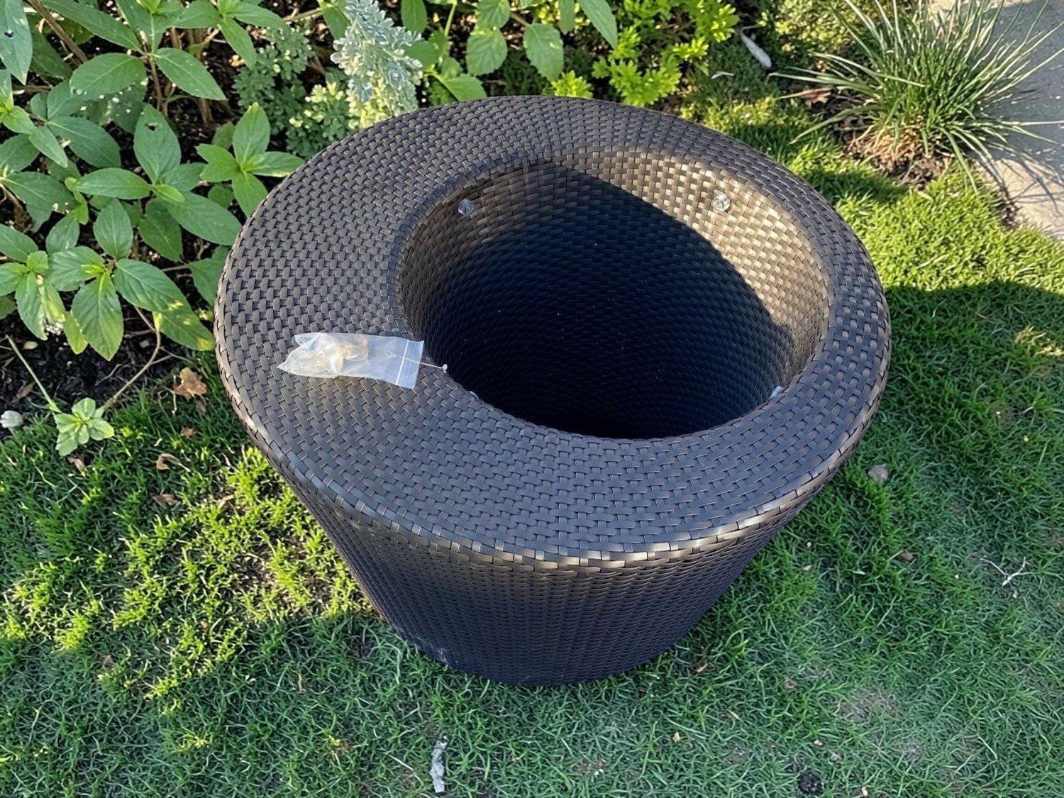 Dedon Sedie: Dedon Table de terase basse rotative – Nuovo (secondo la descrizione) da Morges venduto da the_7jtf