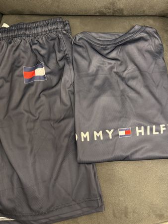 Tommy Hilfiger Set dunkelblau Grösse L Neu