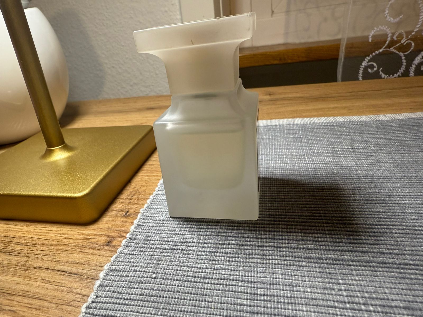 Tom Ford Profumi & Eau de Toilette: Tom Ford - Eau de Soleil Blanc, 30ml - Sommerduft! – Nuovo (secondo la descrizione) da Thun venduto da Sde 2