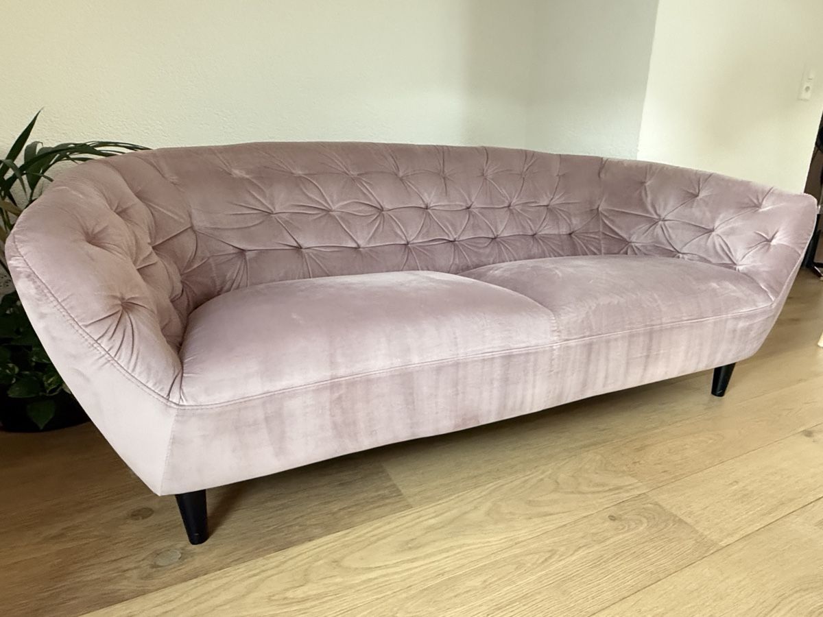 Sofas: AC Design Ria Sofa – D'occasion à Oberentfelden par mpg_yq6t