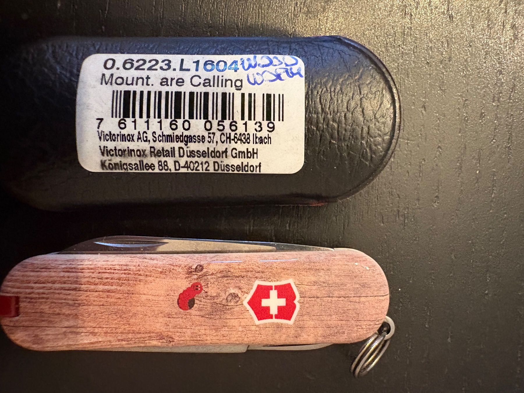 Victorinox Coltelli tascabile: Victorinox Classic SD LE2017 "Wood Worm" – Nuovo (secondo la descrizione) da Prosito venduto da GntStr 2